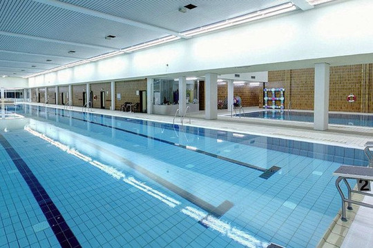 Bild 2 von Stadtbad Tiergarten Partnergalerie