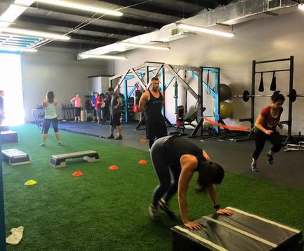 Image 3 from STR8 Training partner gallery