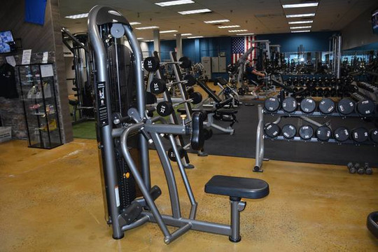 Image 2 from Edge Fitness and Tanning partner gallery