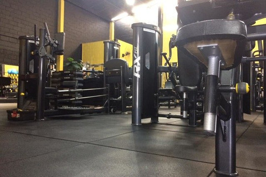 Imagem 3 da galeria do parceiro Academia Muscle Training - Unidade Umuarama