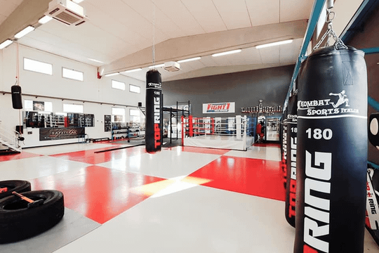 Immagine 1 dalla galleria del partner KOMBAT SPORTS ITALIA FIGHT & FITNESS
