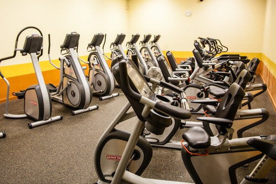 Image 2 from Lakevue Athletic Club partner gallery