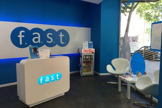 Imagen 2 de la galería del partner Fast Santa María De La Cabeza