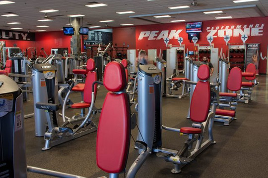 Image 2 from Mountainside Fitness - Carefree partner gallery