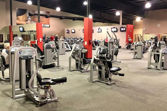 Image 1 from Zach's Club partner gallery
