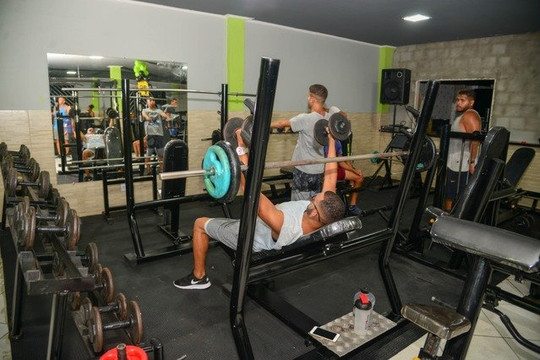 Imagem 3 da galeria do parceiro Top Gym Academia