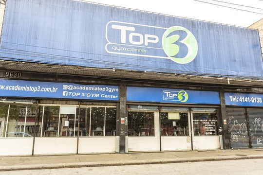 Imagem 2 da galeria do parceiro Academia Top 3 Gym Center - Cascadura