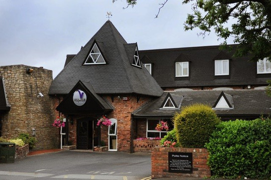 Image 2 from Village Gym Hyde partner gallery