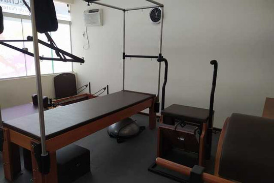 Imagem 1 da galeria do parceiro Estúdio Tatiane Chaves Pilates