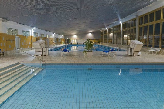 Bild 2 von Schwimmhalle Baumschulenweg Partnergalerie