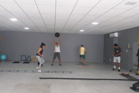 Imagem 3 da galeria do parceiro Dumbbells Gym