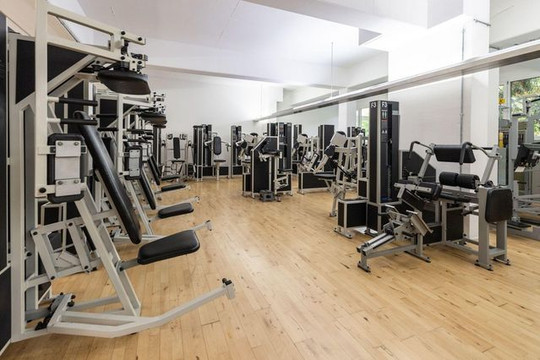 Bild 2 von Kieser Training München Schwabing Partnergalerie