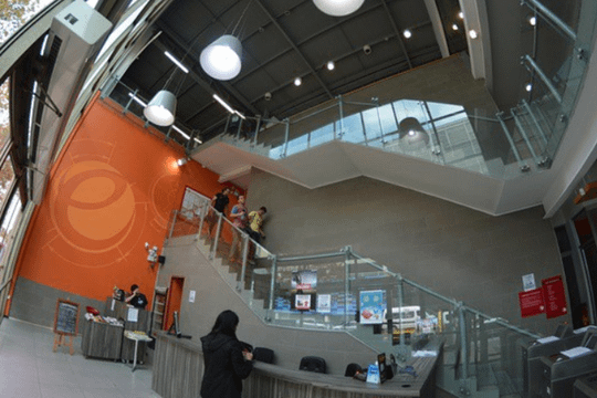 Imagen 2 de la galería del partner Energy - Mallplaza Vespucio