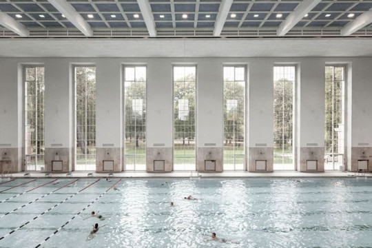 Bild 3 von Schwimmhalle Finckensteinallee Partnergalerie