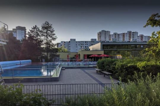 Bild 3 von Kombibad Gropiusstadt - Sommerbad Partnergalerie