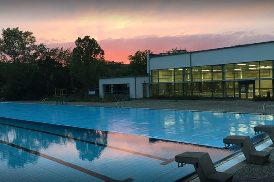 Bild 2 von Kombibad Spandau Süd - Sommerbad Partnergalerie