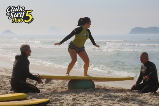 Imagem 2 da galeria do parceiro Clube de Surf Posto 5