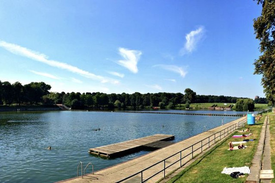 Bild 1 von Bäderland Naturbad Stadtparksee Partnergalerie
