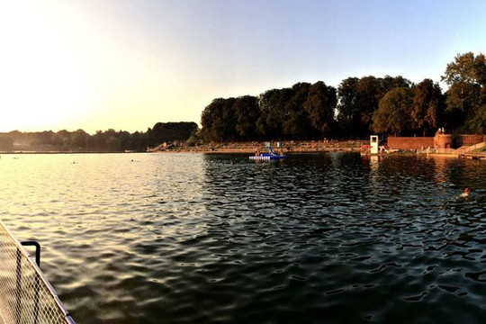 Bild 2 von Bäderland Naturbad Stadtparksee Partnergalerie