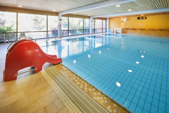 Bild 3 von Bäderland Schwimmbad Wandsbek Partnergalerie
