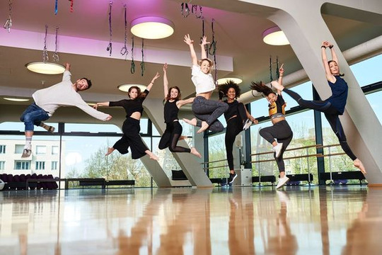 Bild 3 von Studio One - Tanz & Yoga Partnergalerie