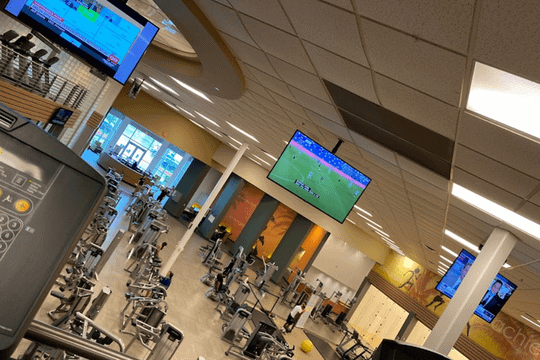 Image 2 from LA Fitness - WEST OAKS partner gallery