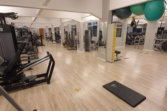 Imagem 1 da galeria do parceiro Academia Curitiba Fitness