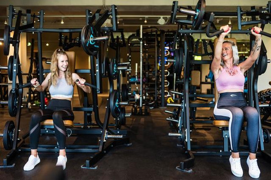 Bild 2 von Sports Club Schenefeld Partnergalerie