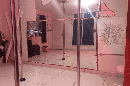 Imagem 3 da galeria do parceiro Studio Pole Dance House