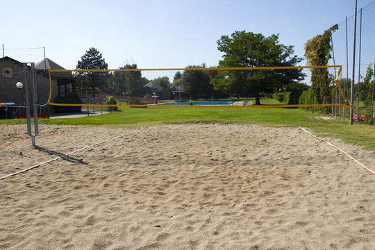 Immagine 3 dalla galleria del partner Piscina di Podenzano (aperta dal 2 Giugno) - Activa Piacenza