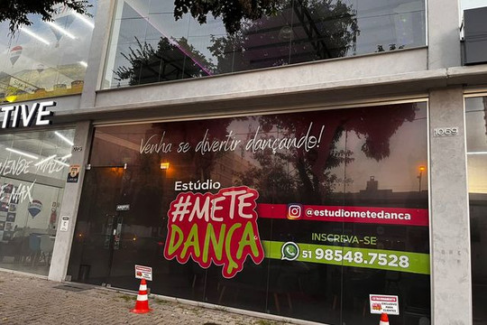 Imagem 2 da galeria do parceiro Mete Dança