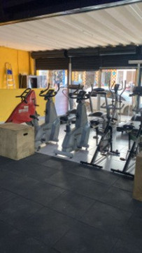 Imagem 3 da galeria do parceiro Iron Fitness Academia