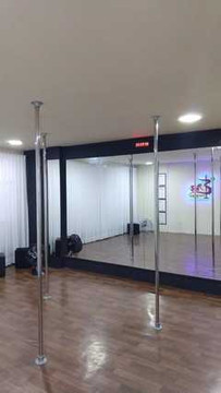 Imagem 2 da galeria do parceiro Era Pole Dance