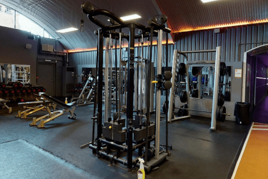 Image 2 from Fitness4Less - Cambridge Heath partner gallery