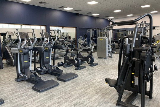 Image 1 from Belle Vue Leisure Centre partner gallery