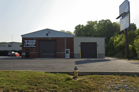 Image 2 from Iron Rig Fitness Center partner gallery