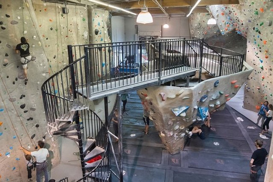 Image 3 from Hangar 18 - South Bay partner gallery