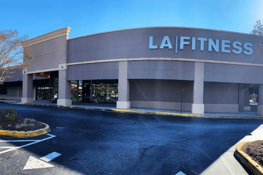 Image 2 from LA Fitness - HOLCOMB @ 400 partner gallery