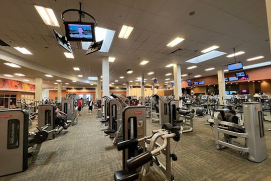 Image 1 from LA Fitness - LANSDOWNE partner gallery