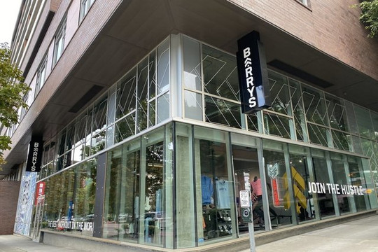 Image 2 from Barry's Seattle partner gallery