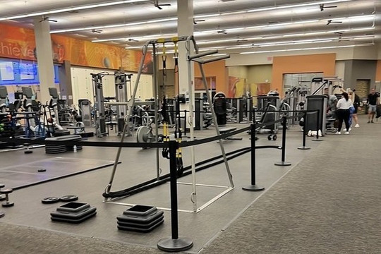 Image 1 from LA Fitness - MIAMI - BIRD RD partner gallery
