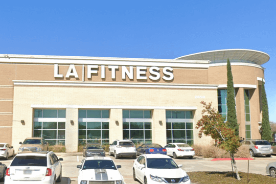 Image 2 from LA Fitness - PEARLAND EAST partner gallery