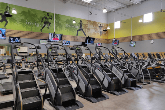 Image 1 from LA Fitness - VISTA- SYCAMORE AVE partner gallery