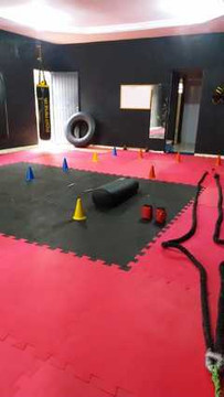 Imagem 3 da galeria do parceiro Academia Top Team Fight - Centro de Treinamento Karajucá