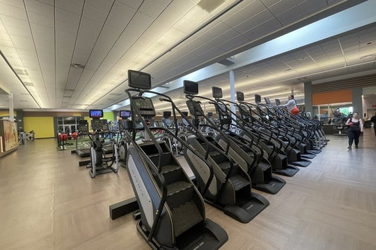 Image 1 from LA Fitness - TACOMA - S 72ND ST partner gallery