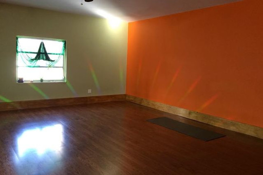 Image 2 from Yoga That Live partner gallery