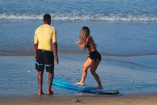 Imagem 2 da galeria do parceiro Itim Silva Surf School