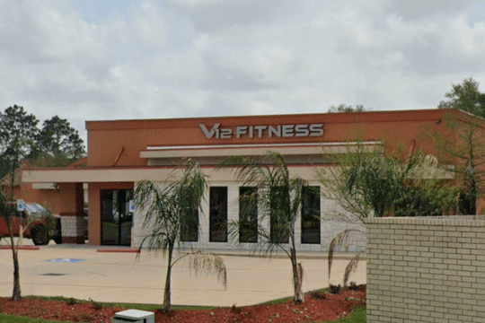 Image 2 from V12 SPORTS & FITNESS partner gallery