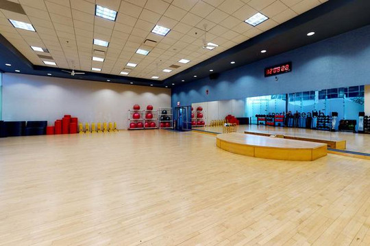 Image 1 from Onelife Fitness - Tysons partner gallery