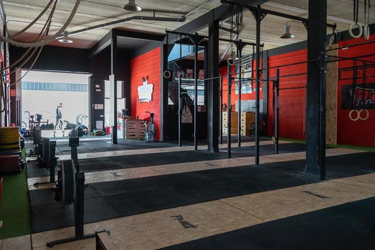 Imagen 1 de la galería del partner F14 Box